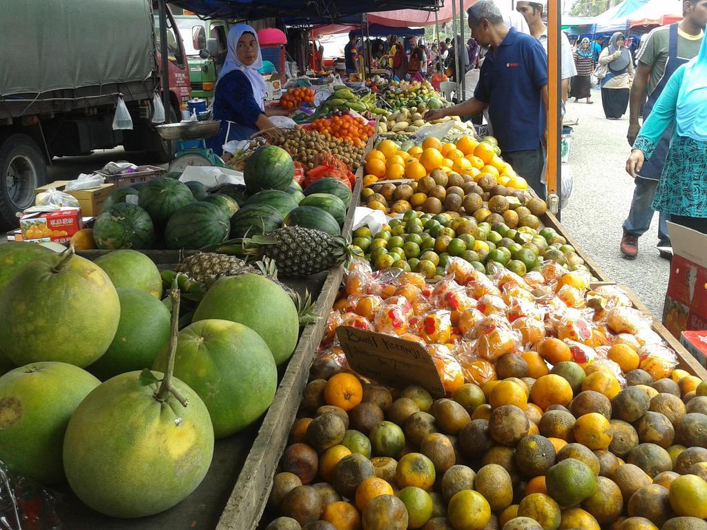 IZ Budget Kampung Kuala Besut Eksteriør billede